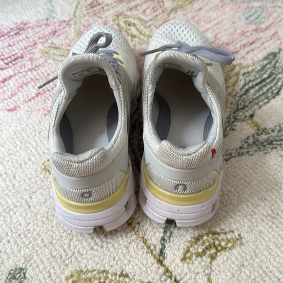 On cloud cloudtec - Picture 3 of 4